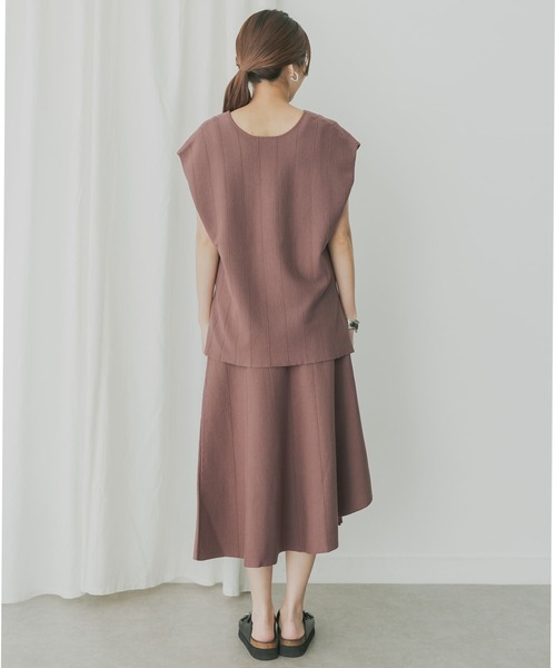 KBF+（ケービーエフプラス）の「KBF+　ニットベスト+アシメスカートSETUP（ワンピース・レディース・パープル/ブラウン・ONE）」の13枚目の写真