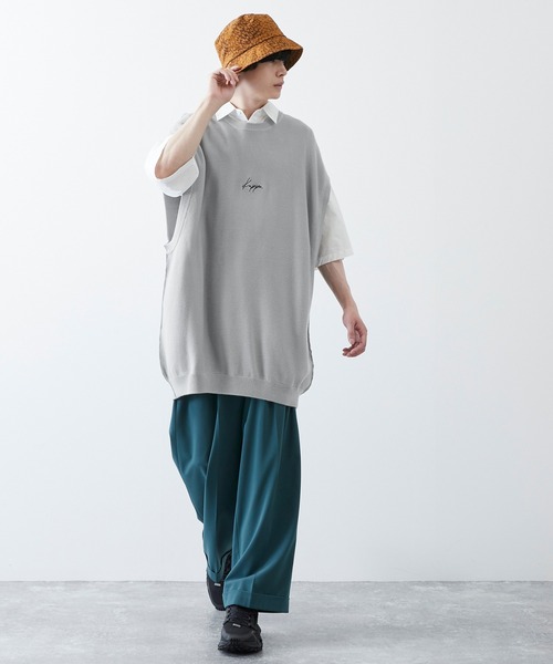 Kappa（カッパ）の「Kappa / カッパ 別注 ロゴ刺繍 オーバーサイズ クルー リンキング ニットベスト（ベスト・メンズ・ライトグレー/ブラック/グレイッシュベージュ/グレイッシュブルー・M/L）」の17枚目の写真