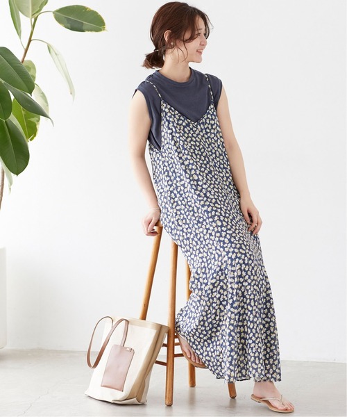 SLOBE IENA（スローブイエナ）の「パンジープリントキャミワンピース【手洗い可能】◆（ワンピース・レディース・ネイビー/グリーン・FREE）」の15枚目の写真