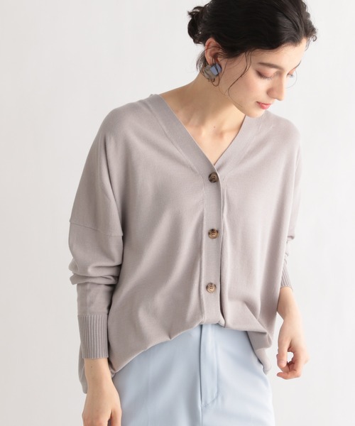 LE FOYER（ルフォワイエ）の「ベーシックカーディガン（ニット/セーター・レディース・ライトグレー/ライトブルー/ベージュ・38）」の11枚目の写真