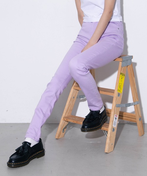 X-girl（エックスガール）の「BASIC SKINNY PANTS（その他パンツ・レディース・ブラック/ライトパープル・M/XS/S）」の2枚目の写真