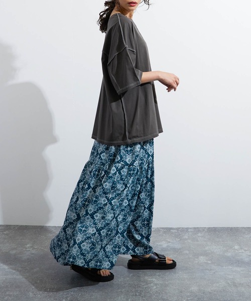 lala Born（ララボーン）の「lalaBorn/アートモチーフロングスカート（スカート・レディース・ホワイト/ブラック/グリーン・FREE）」の9枚目の写真