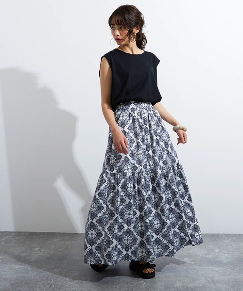 lala Born（ララボーン）の「lalaBorn/アートモチーフロングスカート（スカート・レディース・ホワイト/ブラック/グリーン・FREE）」の12枚目の写真