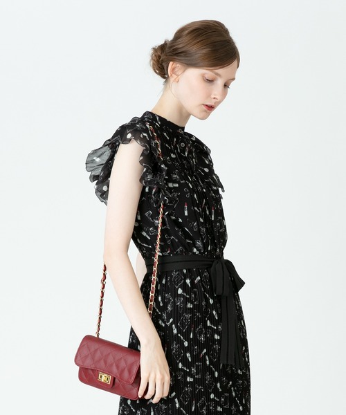 allureville（アルアバイル）の「キルティングチェーンショルダー（ショルダーバッグ・レディース・ブラック/レッド・2）」の7枚目の写真