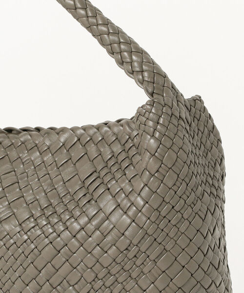 EFFE BEAMS(エッフェビームス)の「FALORNI / メッシュ ワンショルダーバッグ(トートバッグ・レディース・ブラック系その他3・ONE SIZE)」の3枚目の写真