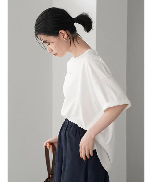 AMERICAN HOLIC(アメリカンホリック)の「刺繍ロゴカットプルオーバー(Tシャツ/カットソー・レディース・ベージュ/オフホワイト・M/L)」の7枚目の写真