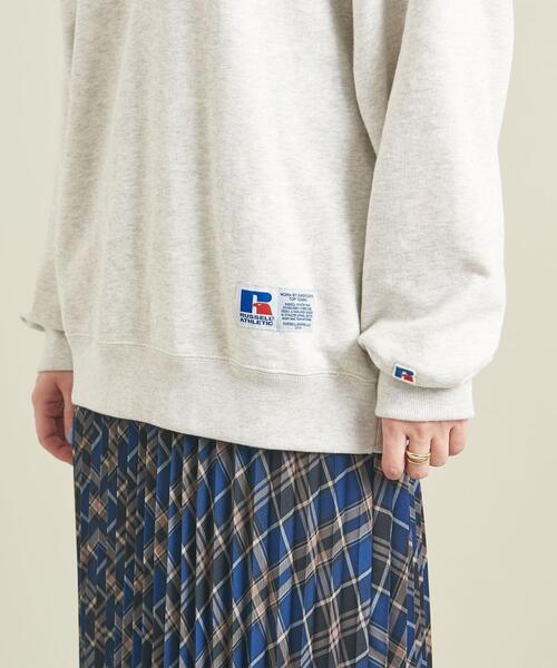 Russell Athletic（ラッセルアスレティック）の「【別注】＜RUSSELL ATHLETIC＞カレッジロゴスウェットプルオーバー ∴（スウェット・レディース・ライトグレー/ブラック/ワインレッド・FREE）」の6枚目の写真