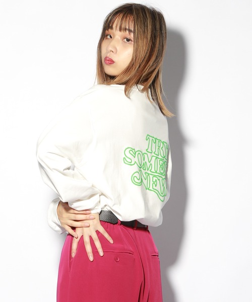 PBLIM（ページボーイリム）の「【PAGEBOYLIM】トライメッセージロンT（Tシャツ/カットソー・レディース・オフホワイト/ブラック/ブラウン/パープル・MEDIUM/LARGE）」の6枚目の写真