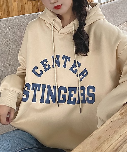 Girly Doll(ガーリードール)の「ロゴプリントビッグシルエットスウェットパーカー(パーカー・レディース・ベージュ/イエロー/ネイビー/ブラック/グレー・L/M/XL)」の8枚目の写真