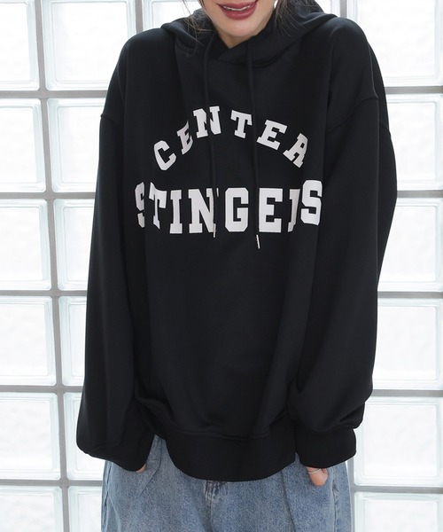 Girly Doll(ガーリードール)の「ロゴプリントビッグシルエットスウェットパーカー(パーカー・レディース・ベージュ/イエロー/ネイビー/ブラック/グレー・L/M/XL)」の21枚目の写真