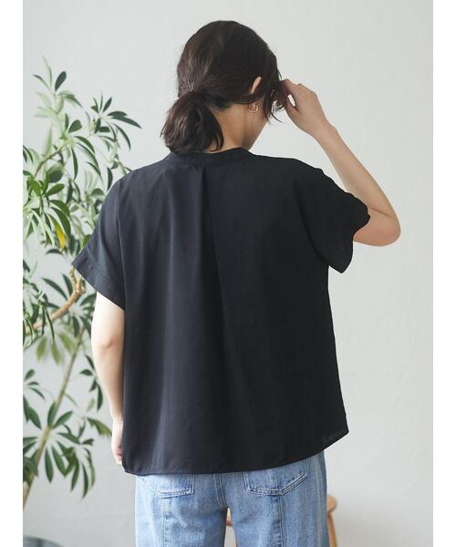 ELENCARE DUE（エレンカーレデュエ）の「・ELENCARE DUE ｲﾛｲﾛ釦5分袖ﾌﾞﾗｳｽ＊（シャツ/ブラウス・レディース・チャコールグレー/ベージュ/ブラック/オフホワイト・FREE）」の20枚目の写真