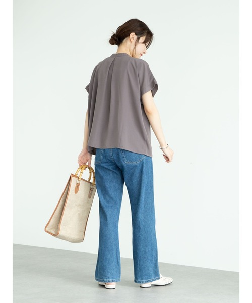 ELENCARE DUE（エレンカーレデュエ）の「・ELENCARE DUE ｲﾛｲﾛ釦5分袖ﾌﾞﾗｳｽ＊（シャツ/ブラウス・レディース・チャコールグレー/ベージュ/ブラック/オフホワイト・FREE）」の5枚目の写真