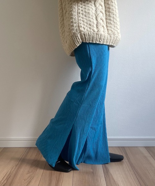 wee9s(ウィークス)の「wrinkle slit stretch pants / ウエストゴムシワ加工クリンクルスリットストレッチパンツ(その他パンツ・レディース・イエロー/ブルー・M)」の6枚目の写真