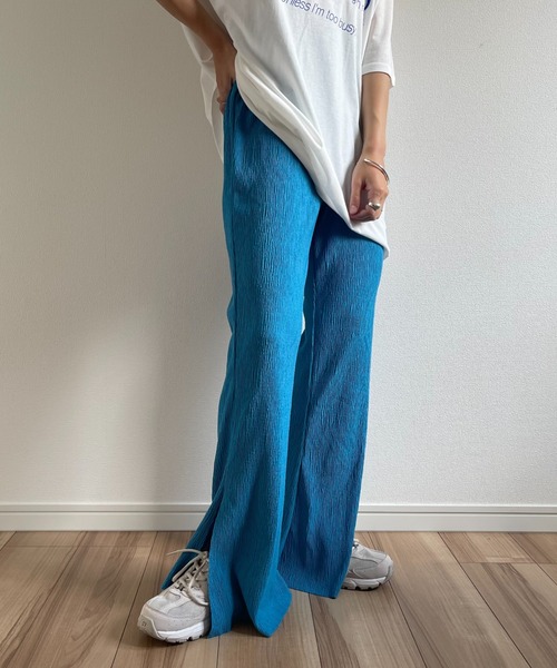 wee9s(ウィークス)の「wrinkle slit stretch pants / ウエストゴムシワ加工クリンクルスリットストレッチパンツ(その他パンツ・レディース・イエロー/ブルー・M)」の14枚目の写真