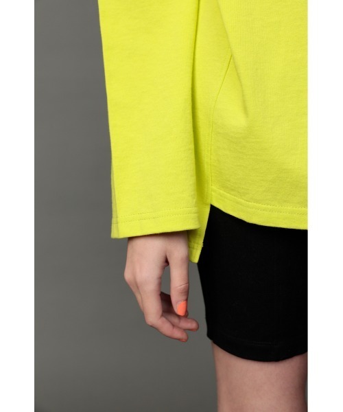 SLY（スライ）の「YUKAHIRAC X SLY PHOTO L S T/SH フォト ロングスリーブ Tシャツ（Tシャツ/カットソー・レディース・イエロー/グレー/オフホワイト・FREE）」の22枚目の写真