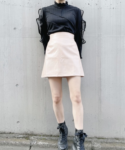 lilLilly(リルリリー)の「レザークロコミニスカート(スカート・レディース・ブラック/ピンク・SMALL/MEDIUM)」の21枚目の写真