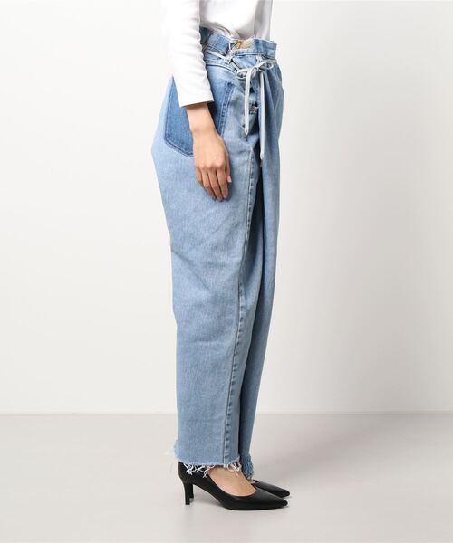 MAISON EUREKA（メゾンエウレカ）の「【MAISON EUREKA/メゾン・エウレカ】VINTAGE REWORK BIGGY PANTS（デニムパンツ・レディース・ライトブルー・38/36）」の4枚目の写真