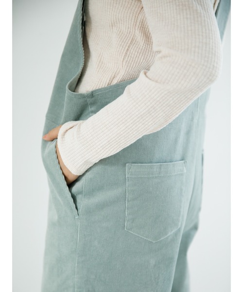 SLURR（スラ―）の「コーデュロイサロペット（サロペット/オーバーオール・レディース・アイボリー/モカ/ライトグリーン・FREE）」の20枚目の写真
