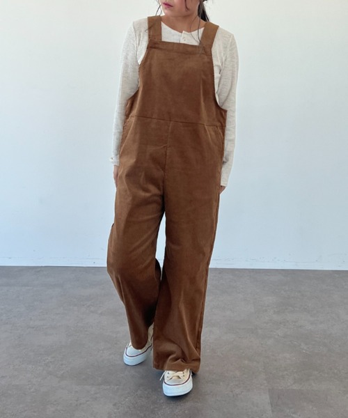 SLURR（スラ―）の「コーデュロイサロペット（サロペット/オーバーオール・レディース・アイボリー/モカ/ライトグリーン・FREE）」の14枚目の写真