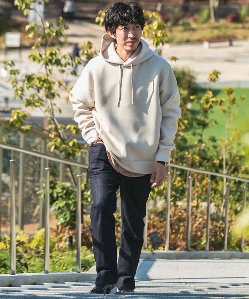 ITEMS URBANRESEARCH（アイテムズ アーバンリサーチ）の「ダンボール プルオーバーパーカー（パーカー・メンズ・ブラック/ブラウン/ベージュ/グレー・MEDIUM/LARGE）」の13枚目の写真