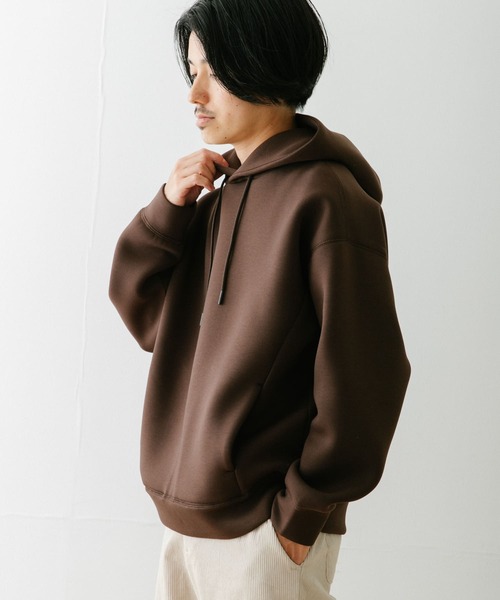 ITEMS URBANRESEARCH（アイテムズ アーバンリサーチ）の「ダンボール プルオーバーパーカー（パーカー・メンズ・ブラック/ブラウン/ベージュ/グレー・MEDIUM/LARGE）」の21枚目の写真