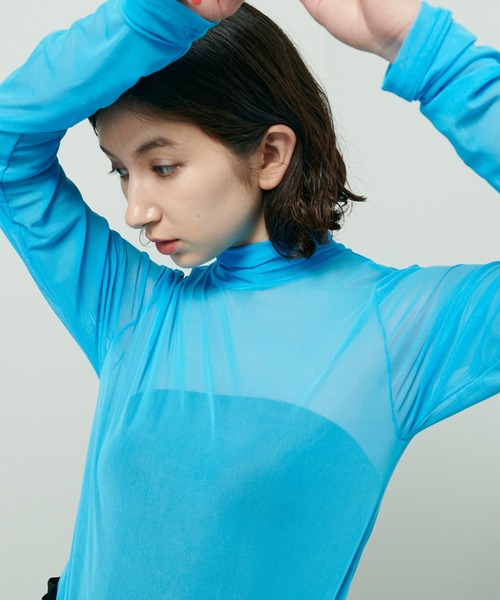 Lui's（ルイス）の「シアーインナーハイネックトップス（Tシャツ/カットソー・レディース・ブラック/サックスブルー/ピンク/グリーン・FREE）」の4枚目の写真