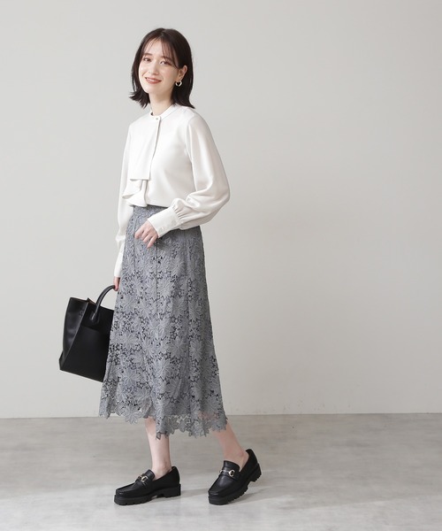 N.（N. Natural Beauty Basic）（エヌエヌナチュラルビューティーベーシック）の「◆ボウタイ風ブラウス（シャツ/ブラウス・レディース・チャコールグレー/ベージュ/イエロー/ラベンダー/オフホワイト/ブルー・MEDIUM）」の15枚目の写真