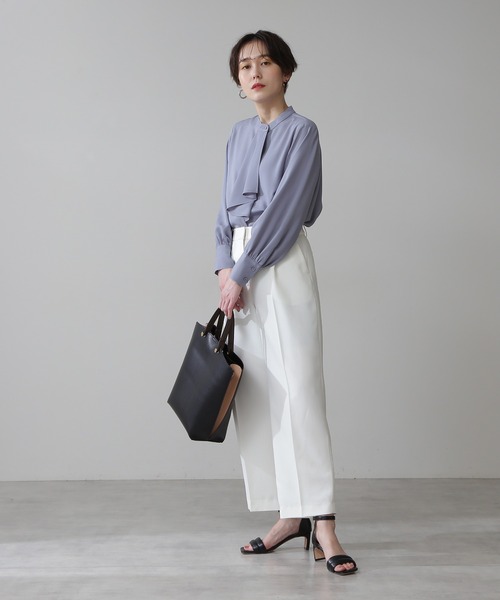 N.（N. Natural Beauty Basic）（エヌエヌナチュラルビューティーベーシック）の「◆ボウタイ風ブラウス（シャツ/ブラウス・レディース・チャコールグレー/ベージュ/イエロー/ラベンダー/オフホワイト/ブルー・MEDIUM）」の17枚目の写真