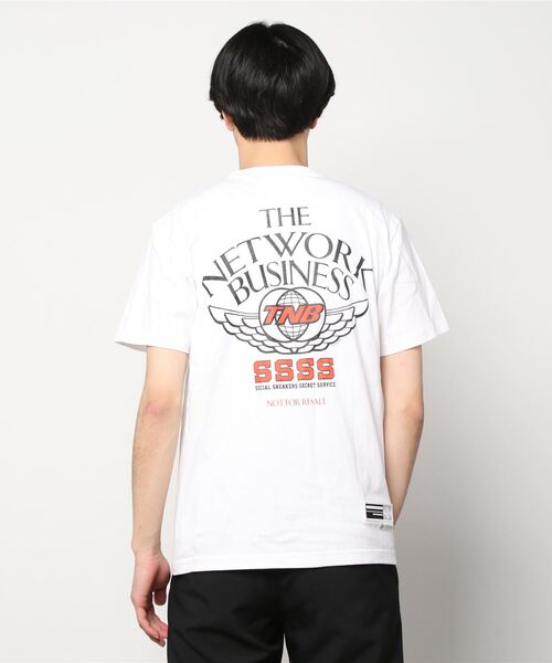 atmos（アトモス）の「THE NETWORK BUSINESS WING Tee / ザ