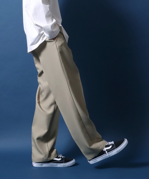 ANPAS(アンパス)の「Twill Fabric Wide Pants/ツイル ワイドパンツ チノパンツ ワークパンツ カラーパンツ セットアップ対応(チノパンツ・メンズ・ブラック/ダークグリーン/ベージュ/ブラウン/レッド/イエロー/オレンジ・M/L/XL/S)」の3枚目の写真