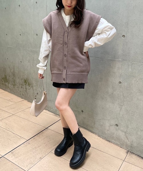 one after another NICE CLAUP(ワンアフターアナザーナイスクラップ)の「マルチWAYカーディガン 袖取り外し可能(カーディガン/ボレロ・レディース・アイボリー/モカ/ラベンダー・FREE)」の12枚目の写真