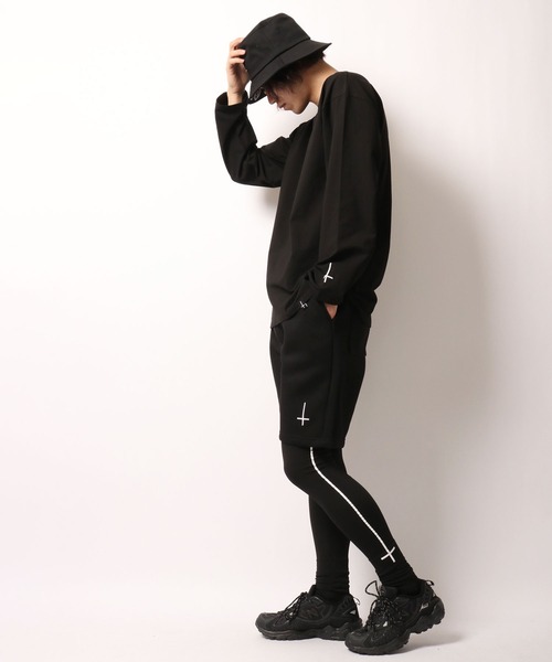 ByTheR（バイザアール）の「BYTHER 韓国ブランド クロス刺繍長袖Tシャツ（Tシャツ/カットソー・メンズ・ブラック・FREE）」の8枚目の写真