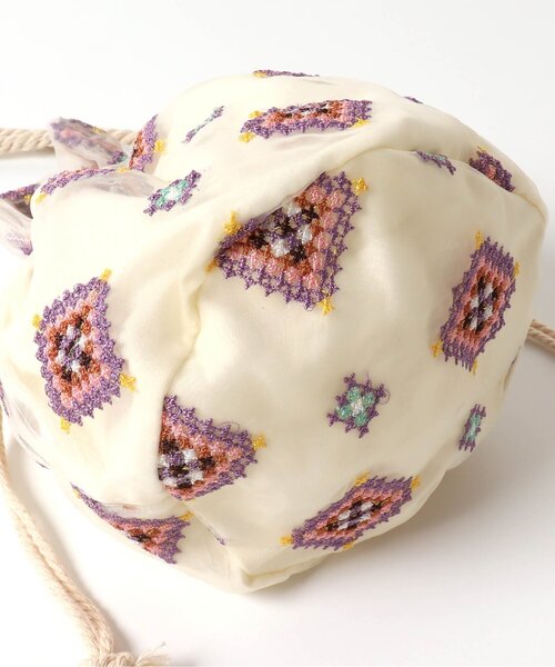 BREEZE（ブリーズ）の「刺繍巾着ポシェット（ショルダーバッグ・キッズ・ブラック/オフホワイト・FREE）」の13枚目の写真