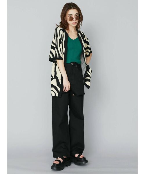 EVRIS（エヴリス）の「バックルプラットフォームサンダル（サンダル・レディース・ホワイト/ブラック・SMALL/MEDIUM/LARGE）」の6枚目の写真