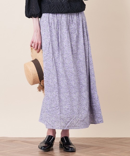 en recre(アンレクレ)の「洗えるボタニカル柄ロングスカート(スカート・レディース・ダークラベンダー/レモンイエロー・2)」の2枚目の写真