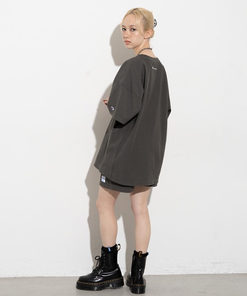 X-girl（エックスガール）の「Champion REVERSE WEAVE S/S TEE（Tシャツ/カットソー・レディース・ホワイト/ブラック/ライトグリーン・S/M/L/XL）」の6枚目の写真