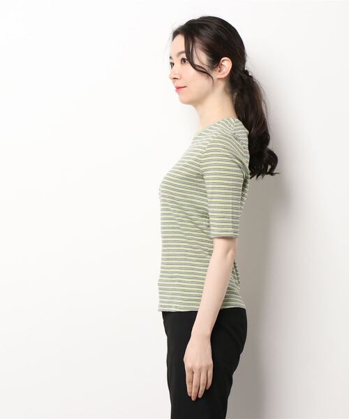 Levi's(リーバイス)の「【Levi's】スリムリブTシャツ(Tシャツ/カットソー・レディース・ブラック・S/M)」の2枚目の写真