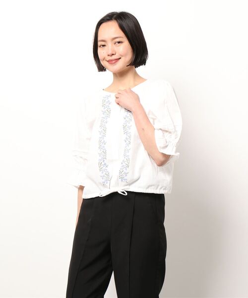 ehka sopo（エヘカソポ）の「【Maison SAJOU】ショート丈パフスリーブブラウス（シャツ/ブラウス・レディース・オフホワイト/キナリ・ﾌﾘ-）」の6枚目の写真