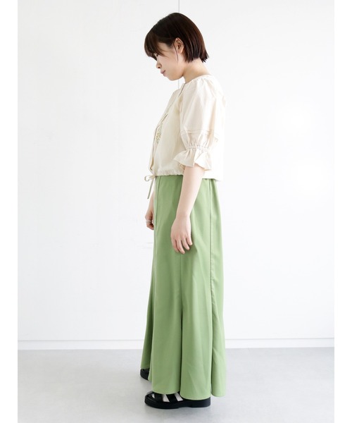 ehka sopo（エヘカソポ）の「【Maison SAJOU】ショート丈パフスリーブブラウス（シャツ/ブラウス・レディース・オフホワイト/キナリ・ﾌﾘ-）」の12枚目の写真