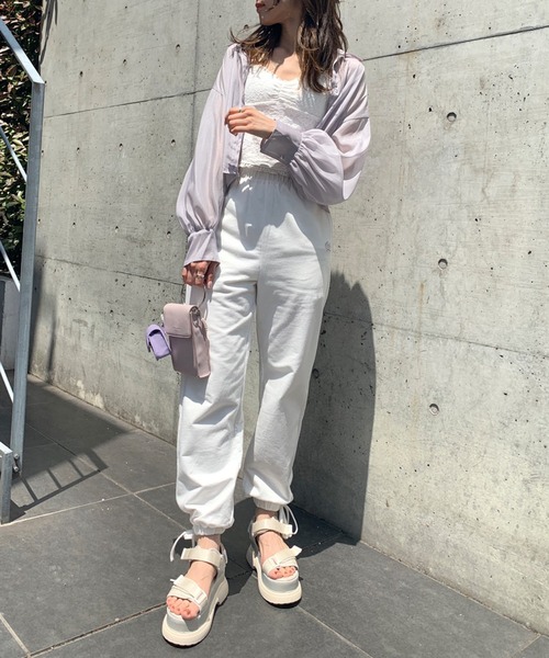 OLIVE des OLIVE（オリーブデオリーブ）の「バックリボンボリューム袖クロップドシャツ（シャツ/ブラウス・レディース・ホワイト/オフホワイト/ピンク/ラベンダー・FREE）」の22枚目の写真