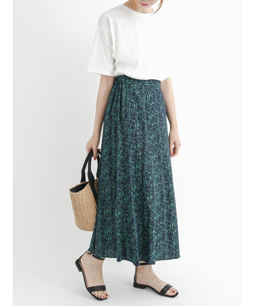 Te chichi（テチチ）の「箔プリントアソートロゴTシャツ（Tシャツ/カットソー・レディース・シルバー/ゴールド/チャコール・ﾌﾘ-）」の7枚目の写真