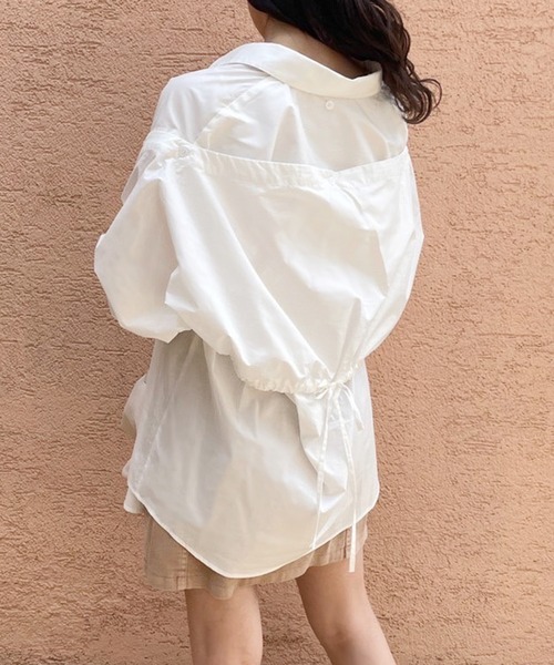 one after another NICE CLAUP(ワンアフターアナザーナイスクラップ)の「バックドロストマルチウェイシャツ(シャツ/ブラウス・レディース・オフホワイト/ブルー/ブルー系その他/オレンジ系その他・FREE)」の7枚目の写真