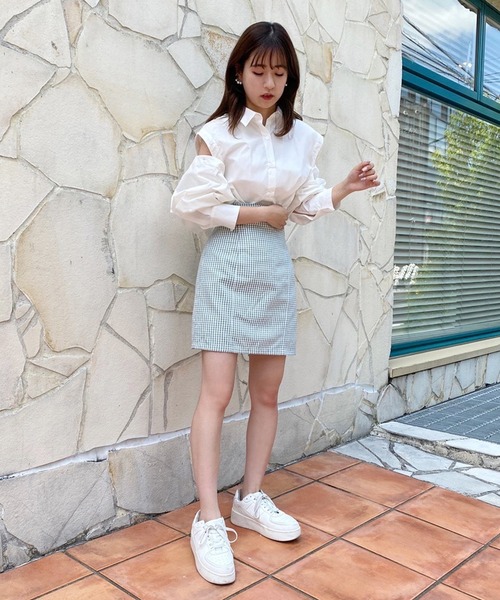 one after another NICE CLAUP(ワンアフターアナザーナイスクラップ)の「バックドロストマルチウェイシャツ(シャツ/ブラウス・レディース・オフホワイト/ブルー/ブルー系その他/オレンジ系その他・FREE)」の13枚目の写真