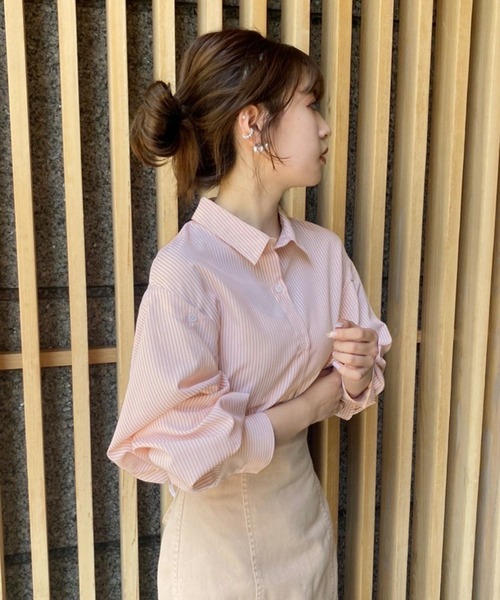 one after another NICE CLAUP(ワンアフターアナザーナイスクラップ)の「バックドロストマルチウェイシャツ(シャツ/ブラウス・レディース・オフホワイト/ブルー/ブルー系その他/オレンジ系その他・FREE)」の21枚目の写真