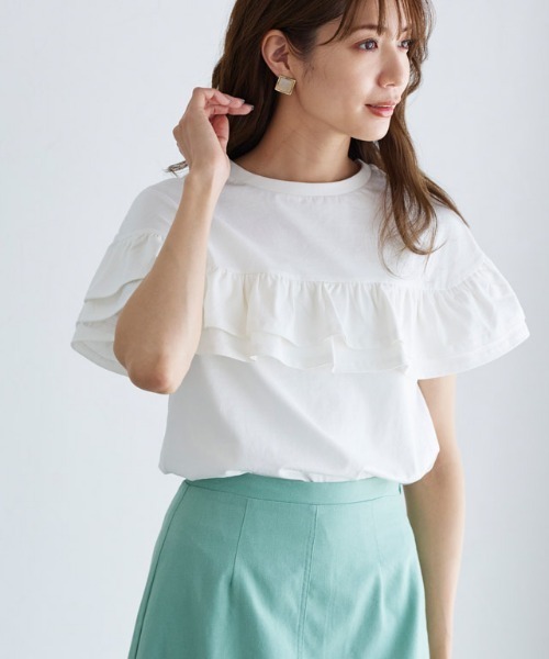 Pierrot(ピエロ)の「ラッフルTシャツ(Tシャツ/カットソー・レディース・ブラック/オフホワイト/ブルー/テラコッタ・M/L)」の2枚目の写真