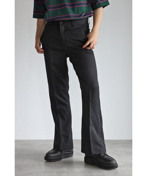 CREARE -LINO-(クレアーレリノ)の「センタープレスワイドフレアパンツ(スラックス・メンズ・ホワイト/ブラック/グリーン/グレイッシュベージュ・S/M/L)」の1枚目の写真