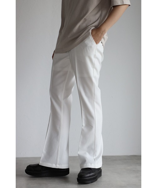 CREARE -LINO-(クレアーレリノ)の「センタープレスワイドフレアパンツ(スラックス・メンズ・ホワイト/ブラック/グリーン/グレイッシュベージュ・S/M/L)」の6枚目の写真