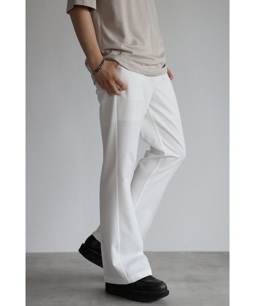 CREARE -LINO-(クレアーレリノ)の「センタープレスワイドフレアパンツ(スラックス・メンズ・ホワイト/ブラック/グリーン/グレイッシュベージュ・S/M/L)」の9枚目の写真