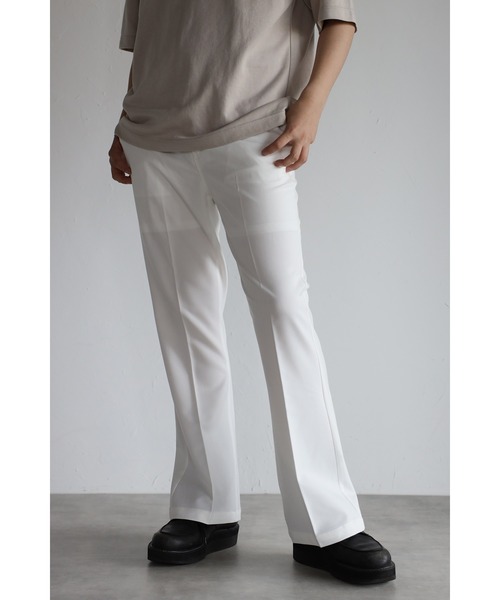 CREARE -LINO-(クレアーレリノ)の「センタープレスワイドフレアパンツ(スラックス・メンズ・ホワイト/ブラック/グリーン/グレイッシュベージュ・S/M/L)」の5枚目の写真