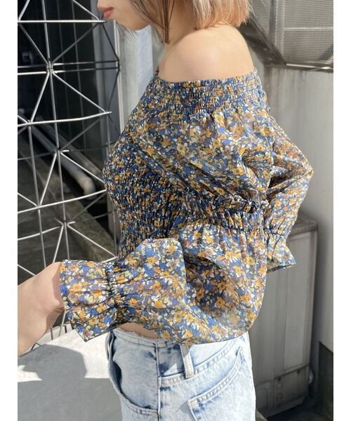 EMODA（エモダ）の「2WAYオフショルダートップ（Tシャツ/カットソー・レディース・ホワイト/ブラック/その他/その他1・FREE）」の6枚目の写真